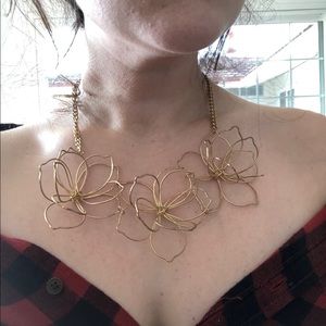 🔥🔥3D wire flower gold necklace
